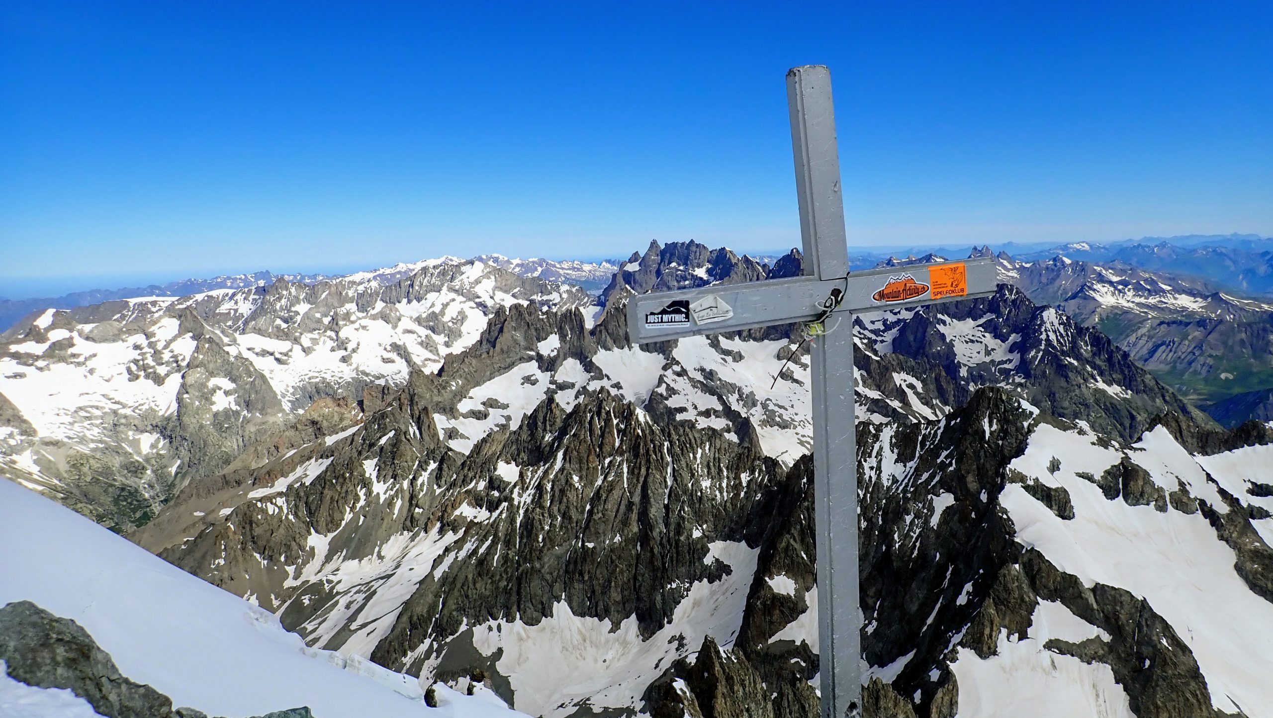 La Barre des Ecrins en traversée